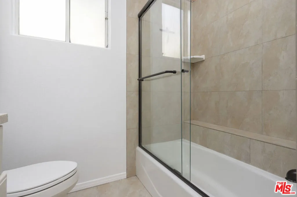 8110 Manitoba Street 109, Playa Del Rey, California 90293 home-pic-19